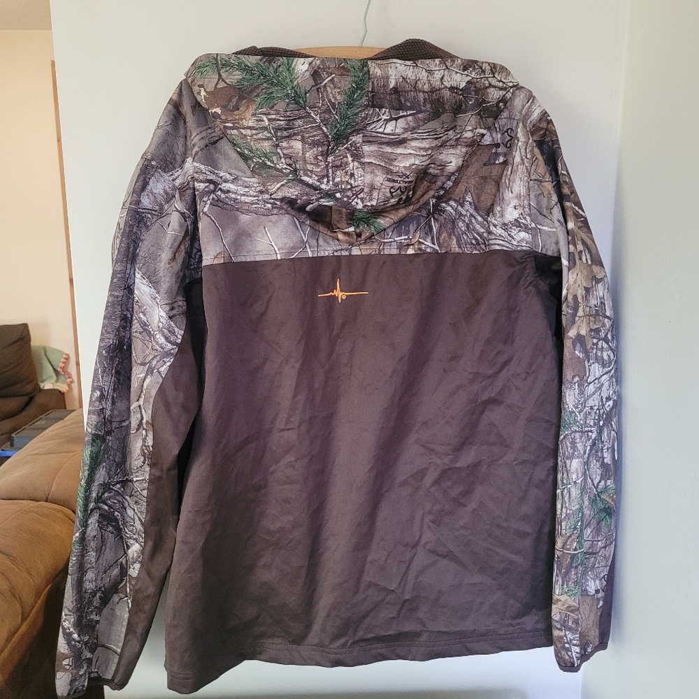 Realtree Lightweight Hunting Jacket - Picture 3 of 8